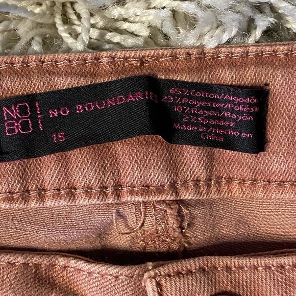 NOBO No Boundaries Distressed Denim Jeans Size 15 Mauve 5 Pocket - Picture 3 of 6